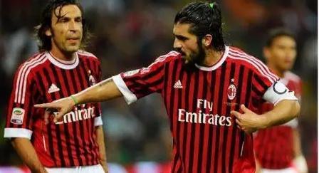 东体预测申花首发：阿苏埃和米内罗搭档锋线，鲍亚雄继续出战