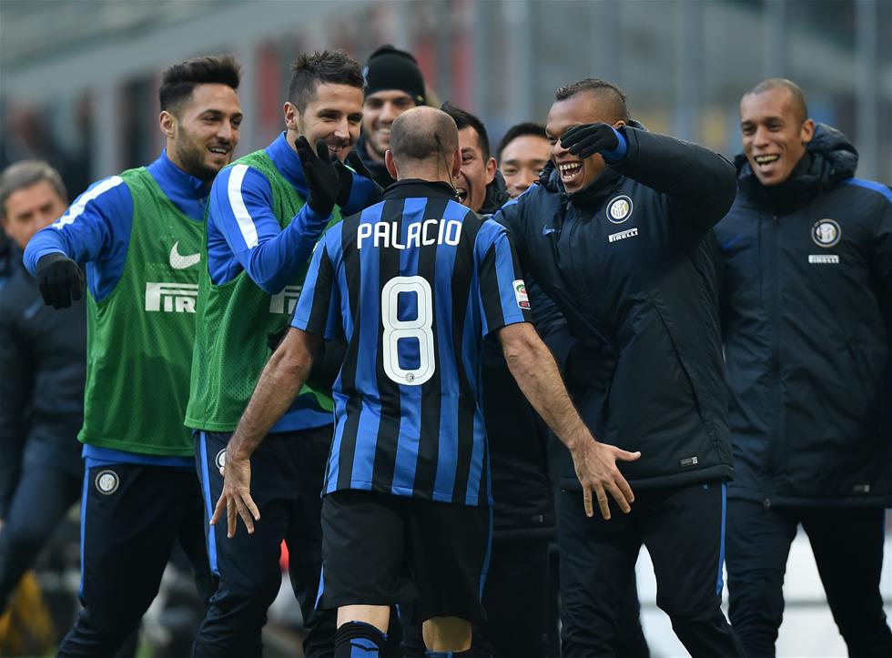 斯科尔斯、卡拉格都认为：哈白布是足球历史上最佳中场组合（斯科尔斯与卡拉格一致认为：哈白布堪称足坛史上最强中场组合）