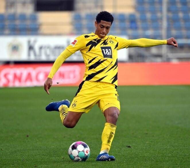 早报：既然你们都说我是进球机器……（早报：既然被称为进球机器，那就继续开火）