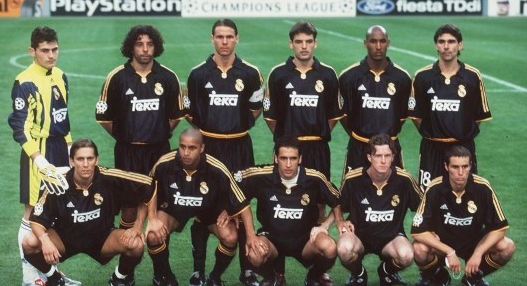 47岁斯洛特赢了！利物浦1-0创欧冠16年纪录 萨拉赫再遭炮轰（47岁斯洛特告捷：利物浦1-0刷新欧冠16年纪录，萨拉赫再成批评焦点）