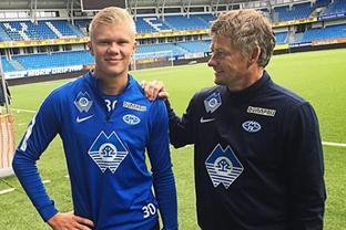 巴媒：内马尔左膝半月板受伤，无缘2025年剩余全部赛事（巴西媒体称内马尔左膝半月板受损，将缺席2025年余下所有比赛）