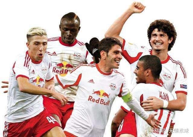 激斗二番战，沙尔克球迷再次与多特蒙德球迷在科隆斗殴（科隆再起风波：沙尔克与多特蒙德球迷二次爆发激烈冲突）