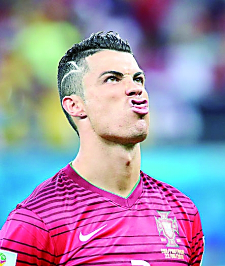 扎瓦拉球员：C罗是世界第二好的球员，本场比赛我们充满斗志（扎瓦拉球员：C罗位列世界第二，此战我们士气高涨）