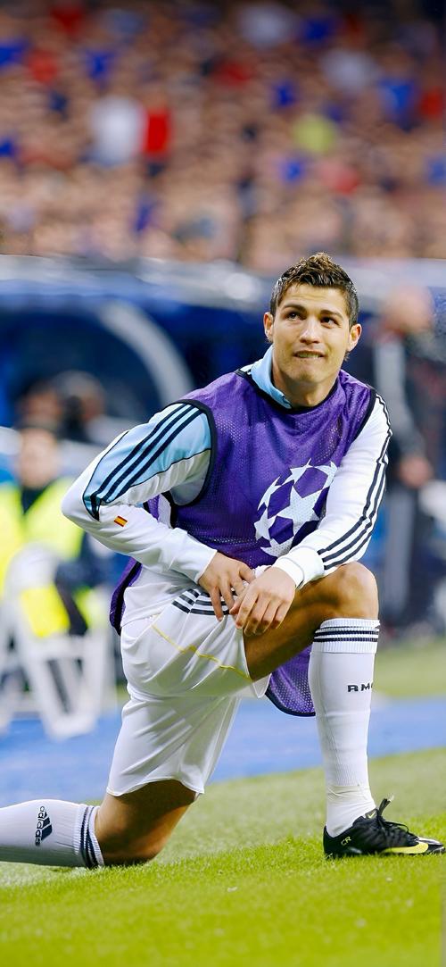 阿森纳青年军展现希望（阿森纳小将展露锋芒）