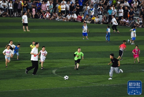 FIFA官方：C罗因直红被禁赛3场，剩余两场被缓期一年执行（FIFA官方通报：C罗直红停赛3场，另2场缓期一年执行）