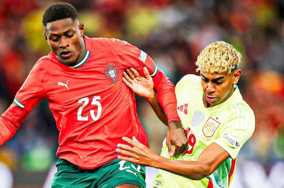 独造三球！官方：哈兰德当选曼城3-0西汉姆联最佳球员（哈兰德包办三球，官宣当选曼城3-0西汉姆之战全场最佳）