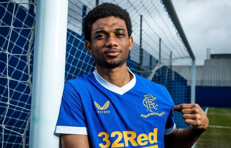 罗体：卢卡库本周末可能归队，预计意超杯半决赛踢米兰时复出（罗马体育报：卢卡库或于本周末归队，预计在意超杯半决赛对米兰时复出）