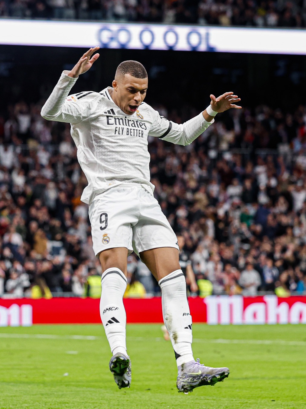 全面身手！加克波单场传射，本赛季参与进球数队内居首（攻传兼备！加克波单场一传一射，本季参与进球数领跑全队）