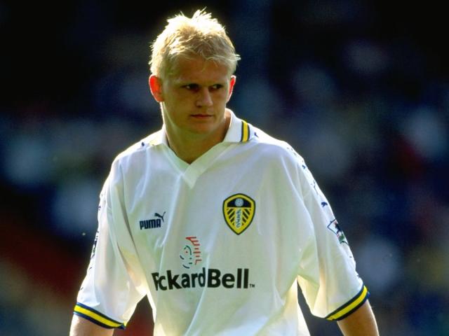 足坛狂欢一夜！欧冠7冠王3-2大逆转登顶意甲，红魔4-1大胜中资球队升第6（欧陆足坛沸腾！欧冠七冠豪门3-2逆转登顶意甲，红魔4-1痛击中资球队跃居第六）