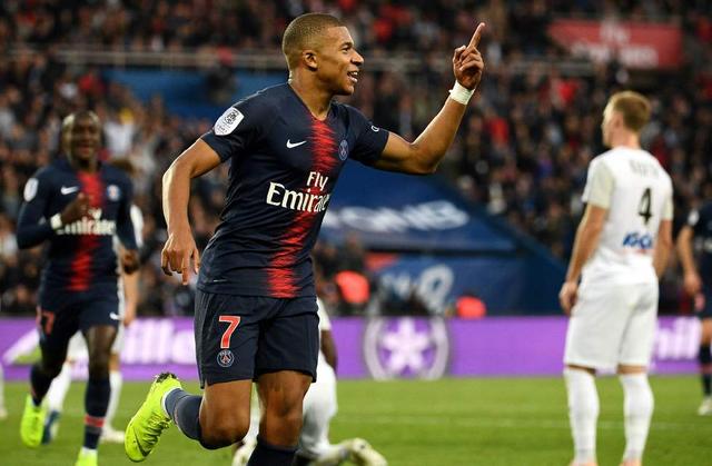 替补登场帮助球队锁定胜局，萨卡：无论谁上都是团队的一部分（萨卡替补建功助队锁定胜局：无论谁出场都是团队一员）