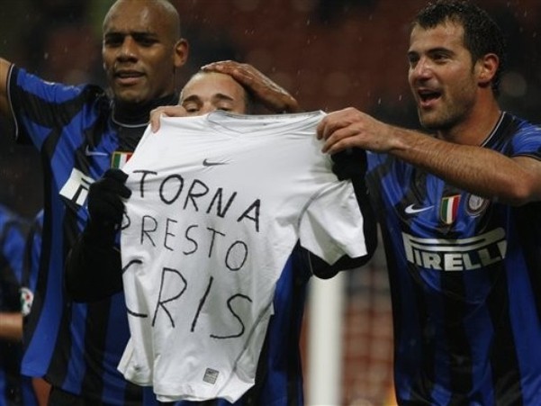 五星吐槽中足联颁奖会：简陋敷衍，还不如有些公司的年会现场（中足联颁奖礼遭五颗星差评：寒酸敷衍，比不过不少公司的年会）